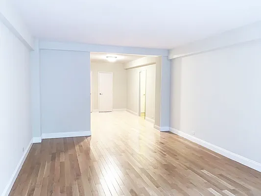 Rented by Stonehenge NYC LLC | media 4