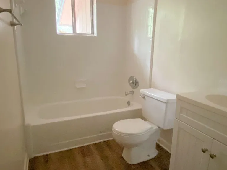 210 Dates Ave #15 — Photo 6