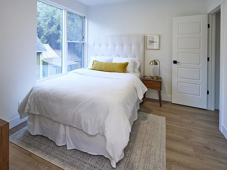 140 NE Sacramento St — Photo 29