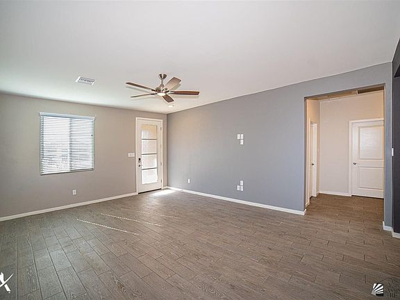 4th image of 6536 E 32nd Ln