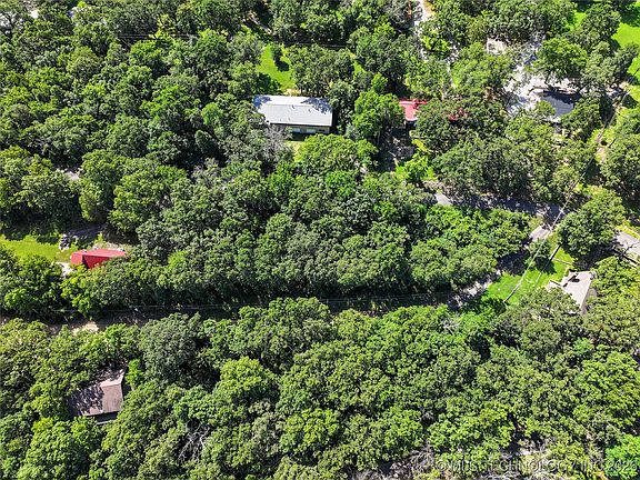 4th image of 11111 E 958th Rd