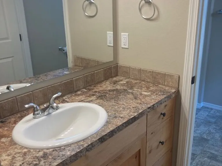 1406 N Fry Ln — Photo 14