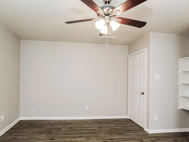 9962 Chimney Swift Ln — Photo 10
