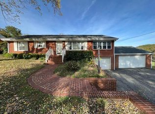 5525 Arthur St, Roanoke, VA 24018