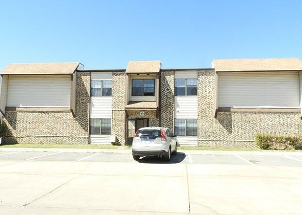 1st image of 401 12th Ave SE APT 239