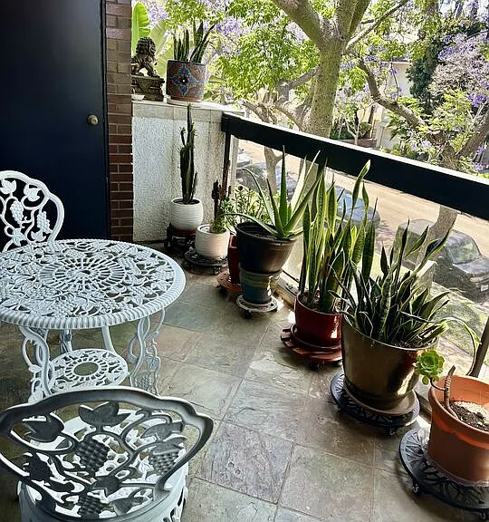 324 N Palm Dr #206 — Photo 47