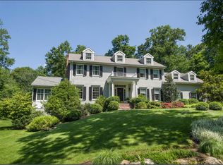 104 Jonathan Rd, New Canaan, CT 06840