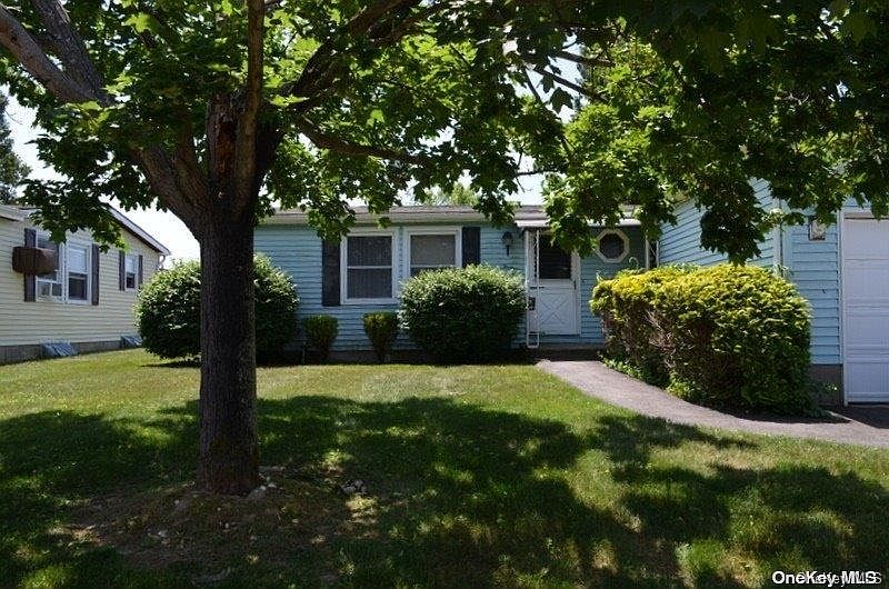 1st image of 3 Holly Drive #3