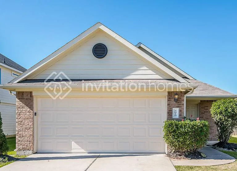 5919 Deep South Dr — Photo 1