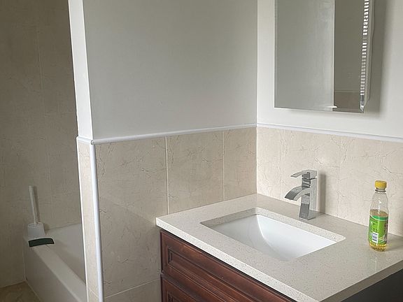 5th image of 63 Orchard St #2S