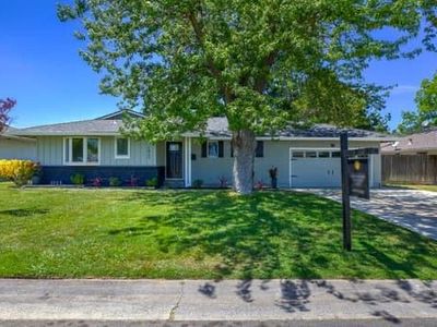 1827 Ceres Way, Sacramento, CA, 95864