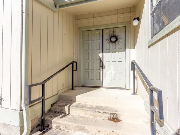 45425 Sierra Drive, Three Rivers, CA 93271