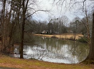 4075 N Course Dr, Charlotte, NC 28277