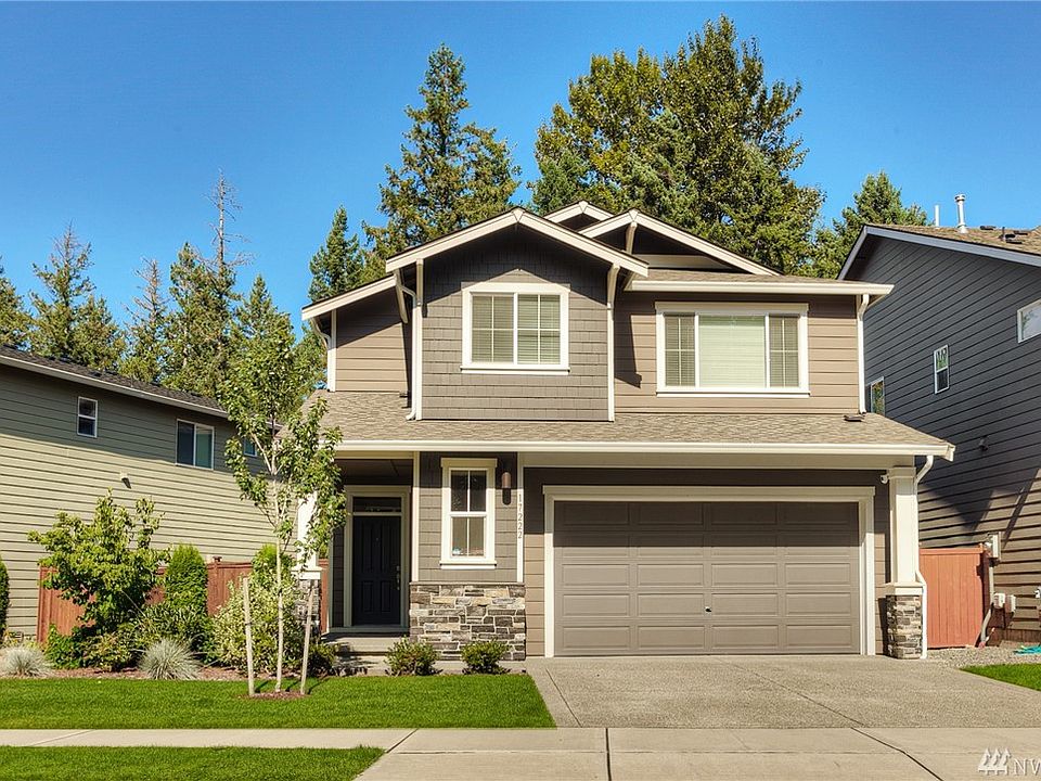 Home is across from the community park equaling ample parking to entertain guests. 