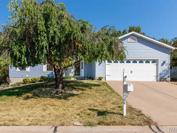 33 Ashford Pl, Festus, MO 63028