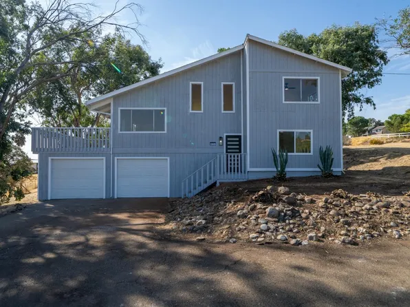 8942 Hautly Ln, Valley Springs, CA 95252