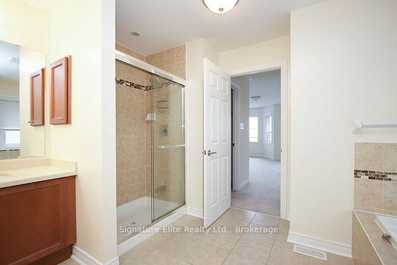 Ajax House for rent - 4 Bedrooms — photo 19
