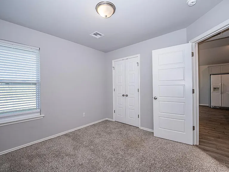 19912 Taggert Dr — Photo 17