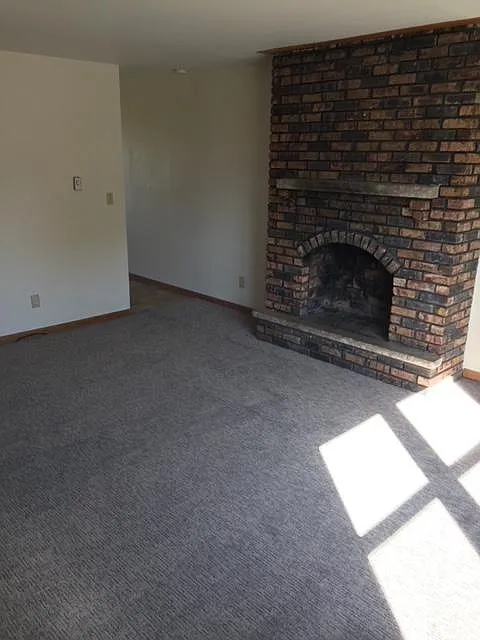 161 Ridgeview Ct — Photo 4