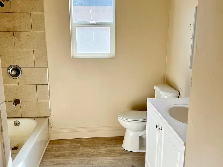 707 Wilson Ave #A — Photo 7