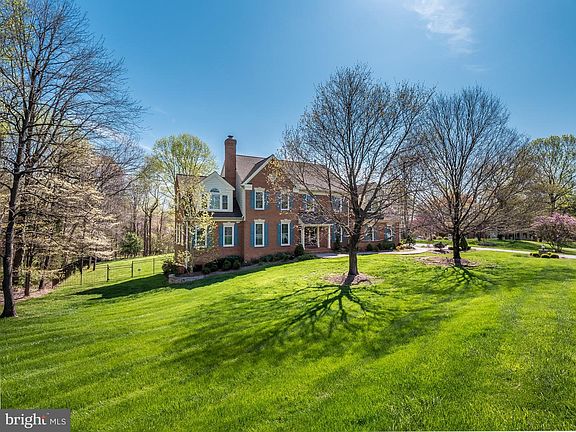 3rd image of 7581 Cannoneer Ct