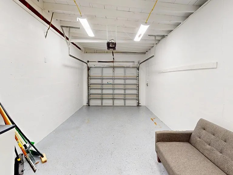 328 Slayton Ave — Photo 18