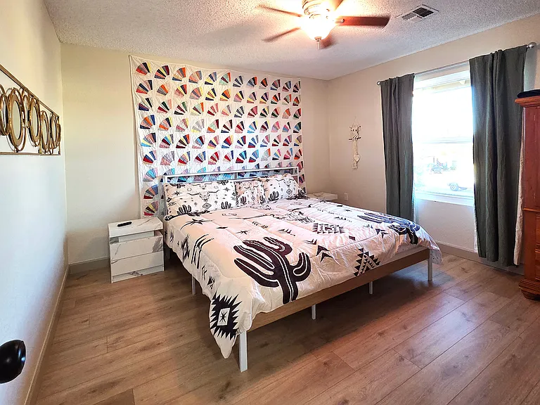 1311 W Folley St — Photo 43