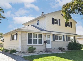 7801 W Clovernook STREET, Milwaukee, WI 53223