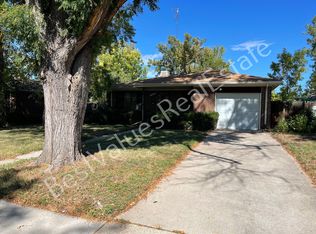 13867 E 25th Pl, Aurora, CO 80011