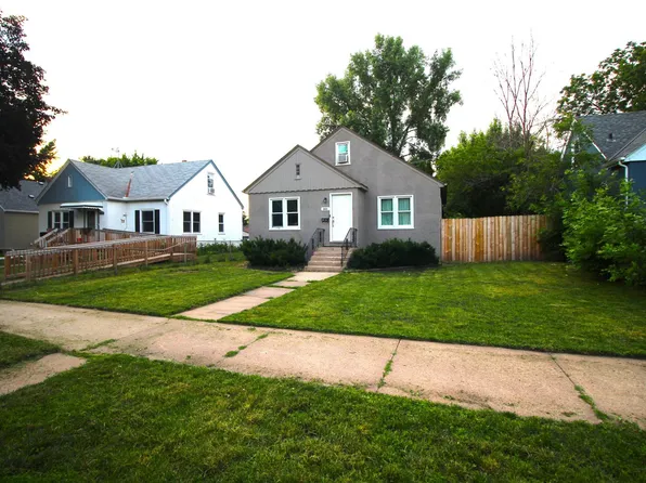 1865 Nebraska Ave E, Saint Paul, MN 55119