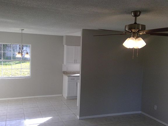 2nd image of 2969 Warfield Dr