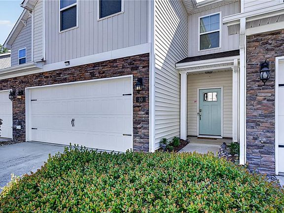 2nd image of 30 Finley Ridge Way