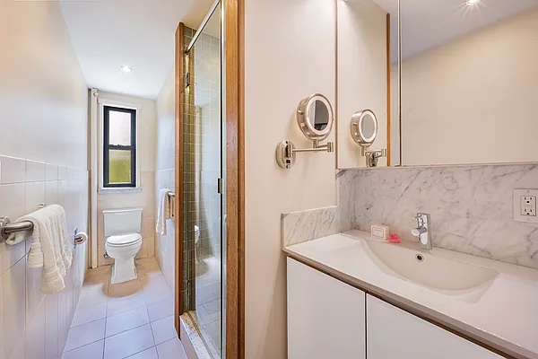 Sold by Compass | media 6