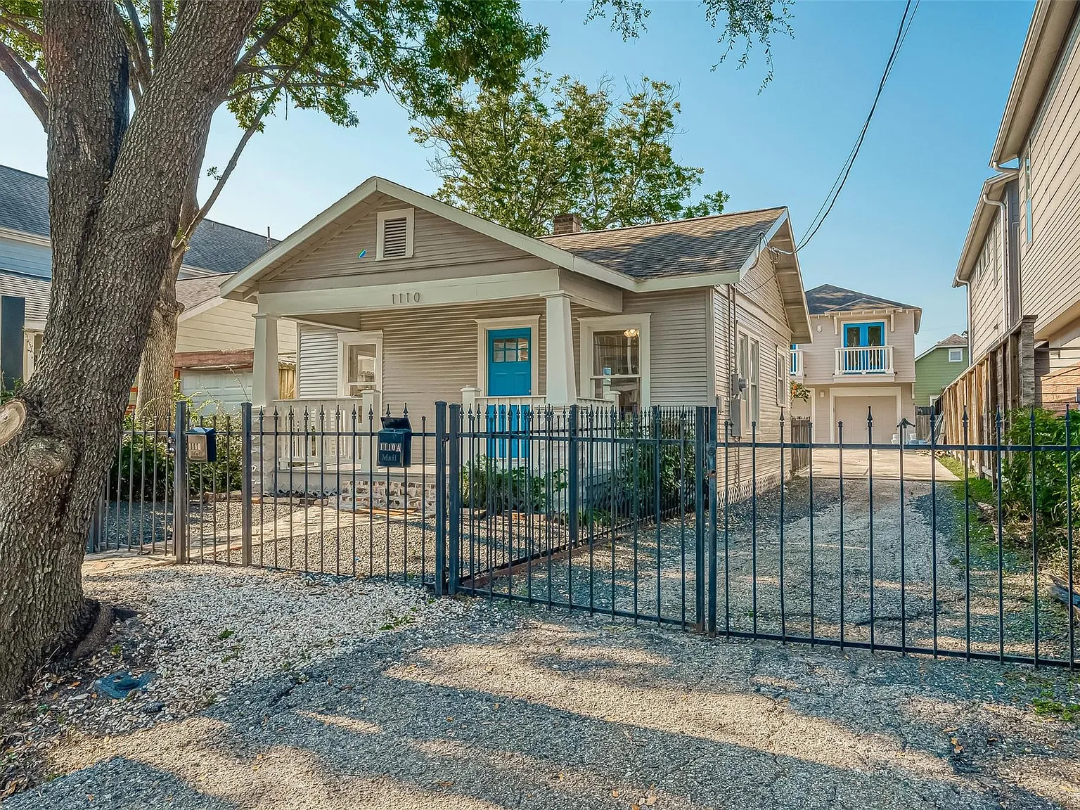 1 bed, 1.0 bath, 528 sqft, $1,575 — Photo 2