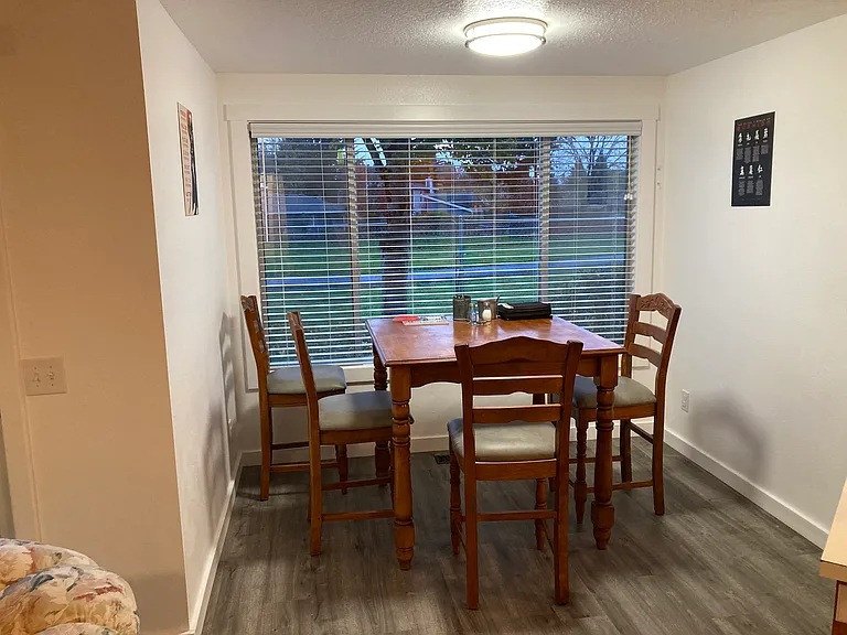 Eating nook