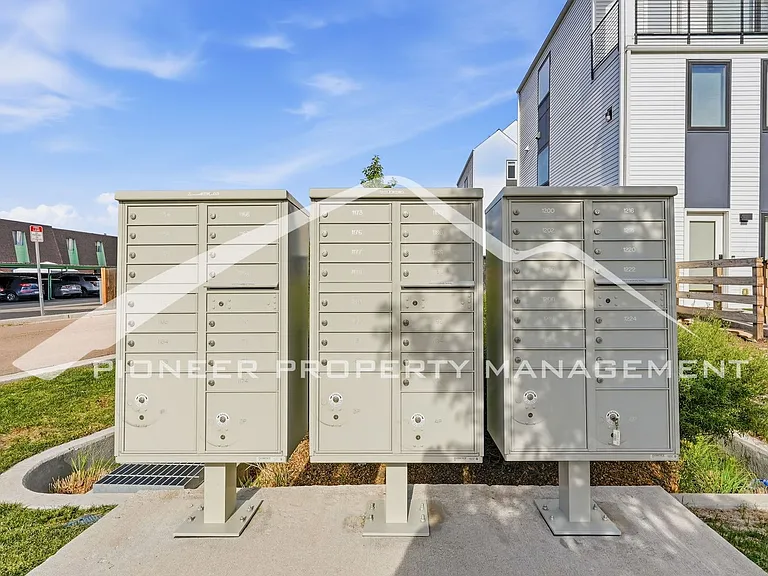1174 S Reed Way — Photo 31