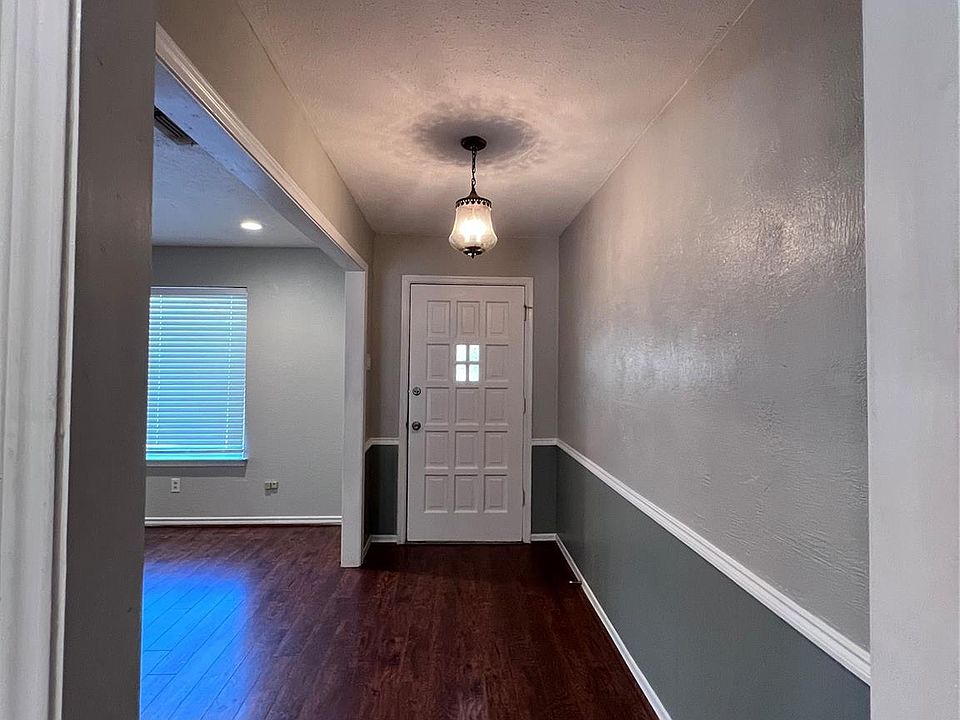1st image of 1905 Sherrye Dr