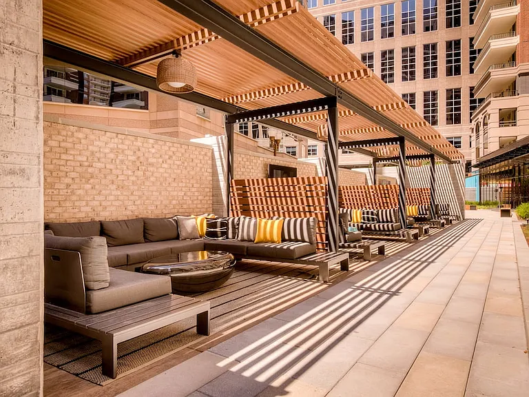 Courtyard with lounge seating