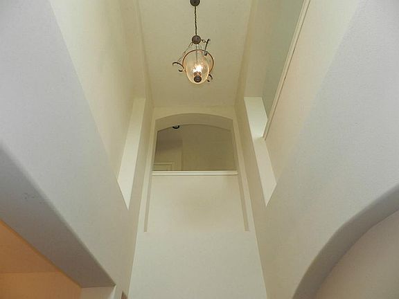 Stunning 2- story Entry.
