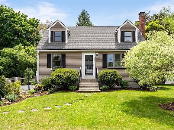 2nd image of 35 Spallus Rd