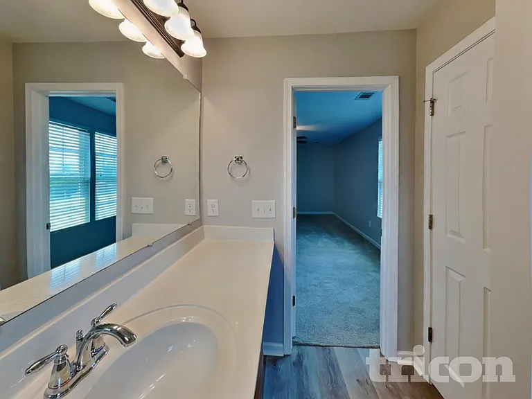 2640 Jordan Ridge Dr — Photo 10