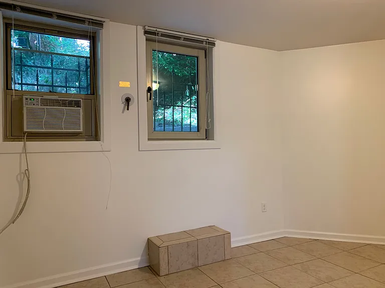 Squirrel HIll Properties — Photo 37