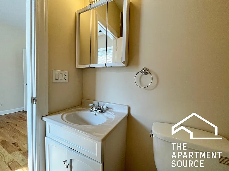 3348 W Wilson Ave #1N — Photo 10