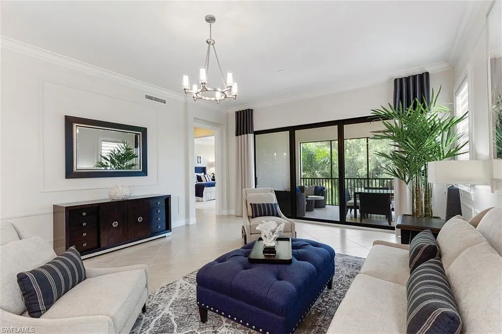 3 bed, 3.5 bath, 2400 sqft, $8,500 — Photo 1