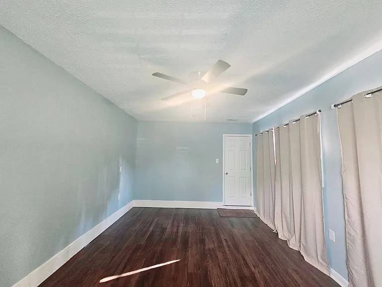 6441 Rutherglen Dr — Photo 13