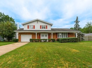 189 Willow Ridge Dr, Amherst, NY 14228