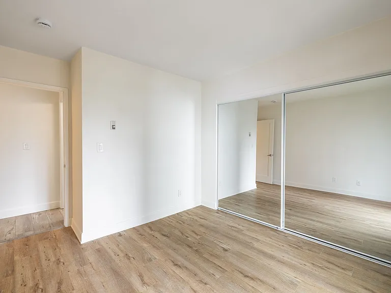 431 Indiana Street — Photo 13