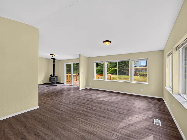 140 Flaming Meadow Ln — Photo 3