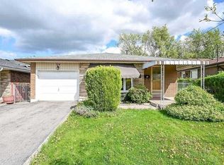 29 Northgate Dr, Hamilton, ON L8T2Y8