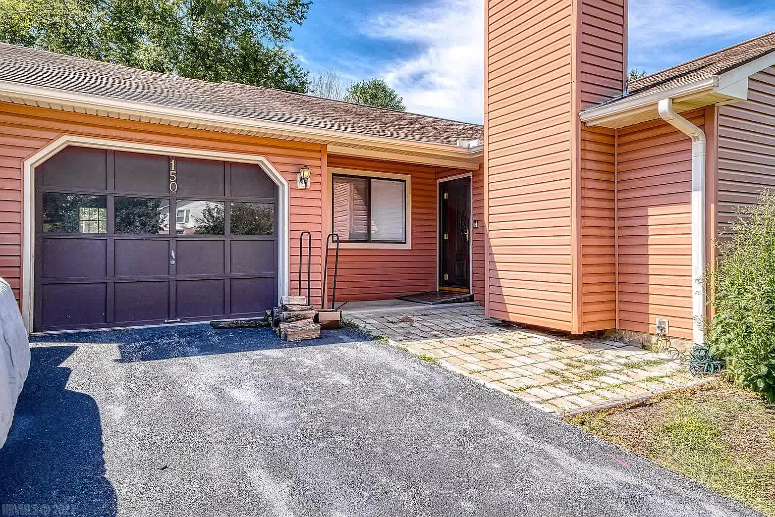 3 bed, 2852 sqft, $2,250 — Photo 3